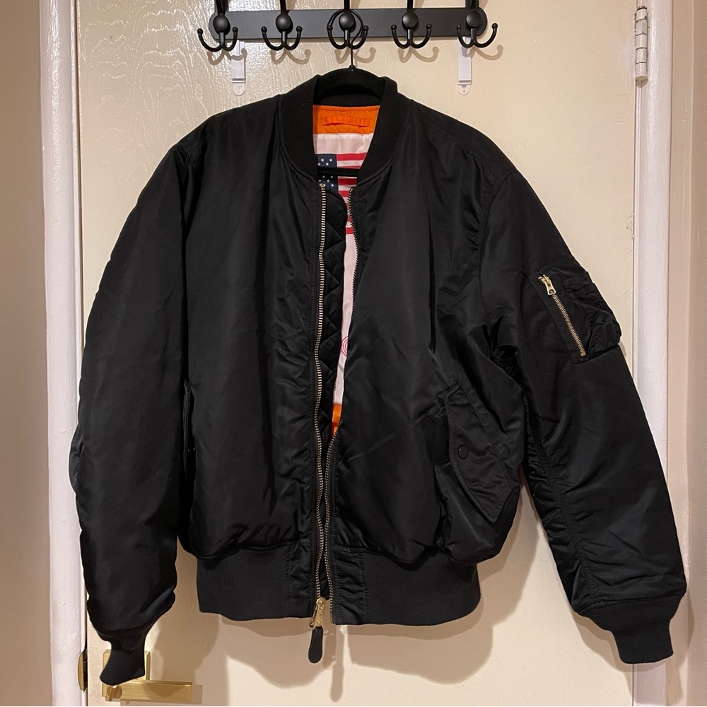 ✨Alpha Industries Bomber Jacket✨